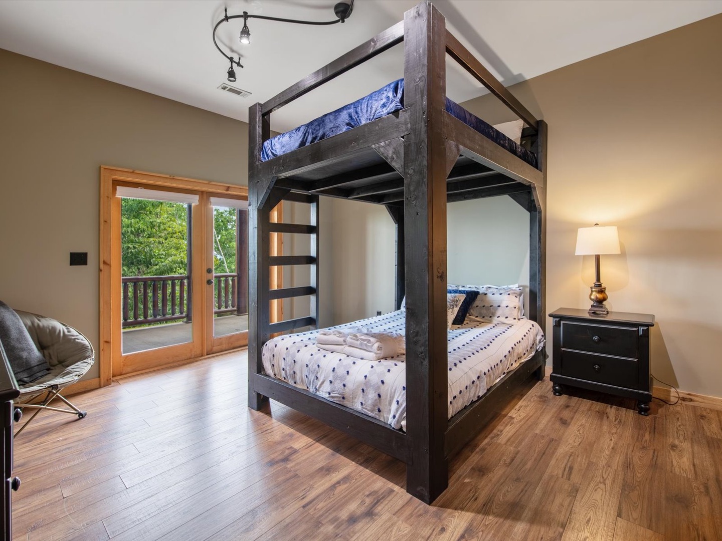 Serenity - Lower Level Bunk Bedroom
