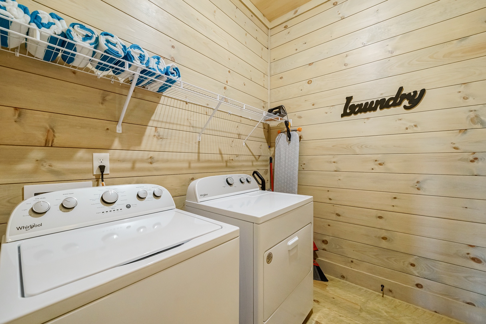 Alpine Vista - Lower Level Laundry Room