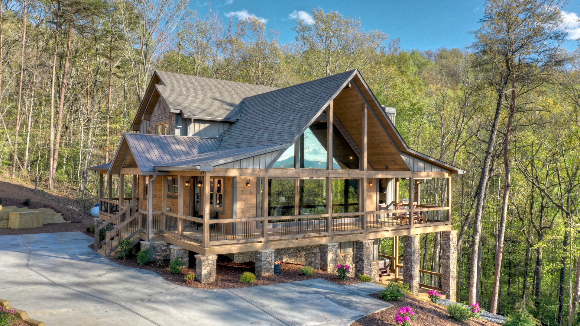 Stone and Wood Farmhouse Cabin Gives Stunning Hillside Views