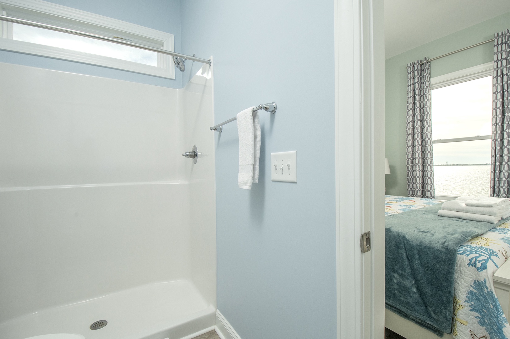 En Suite Bathroom with Walk-In Shower