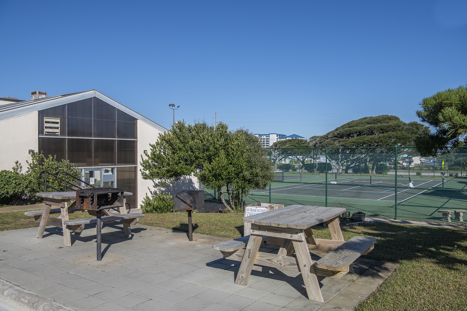 Grill, Picnic Area and Tennis Courts