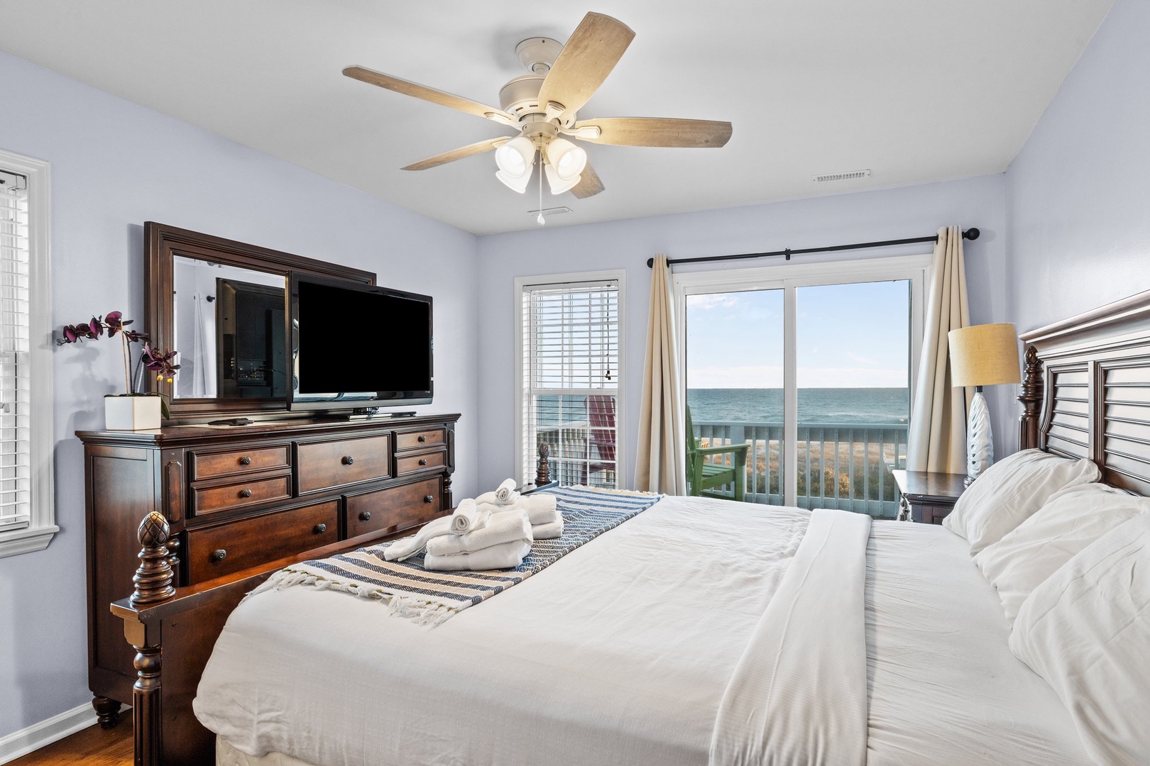 King Master Suite- Oceanviews