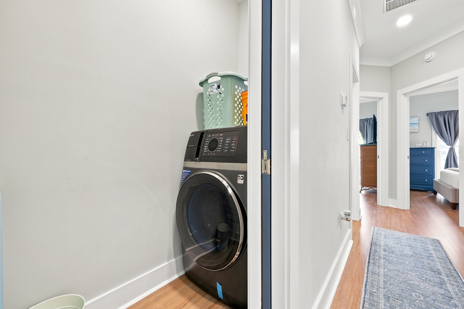 Emerality | Second Level In-Unit Laundry