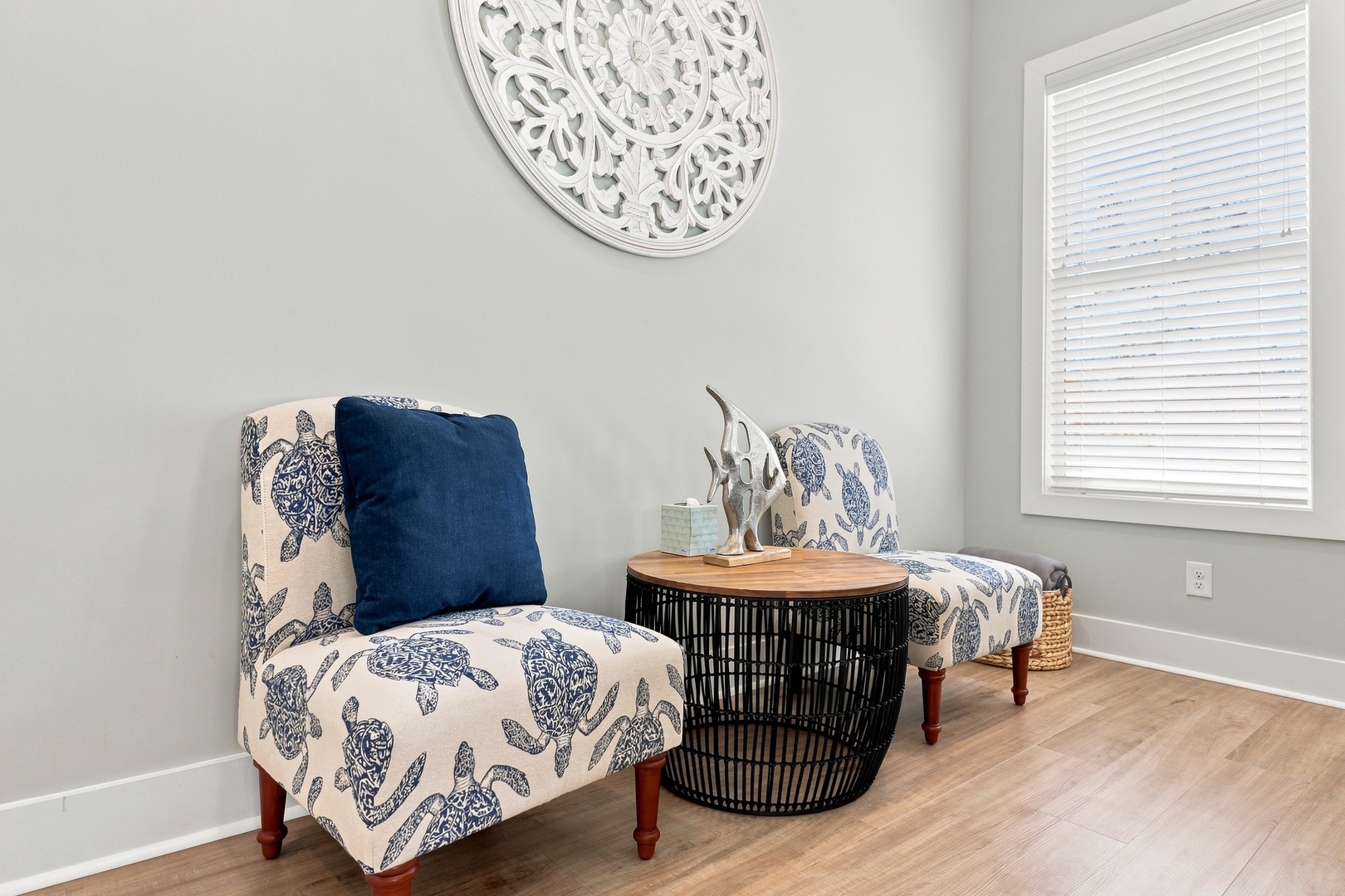 Emerality | Top Level Living Area
