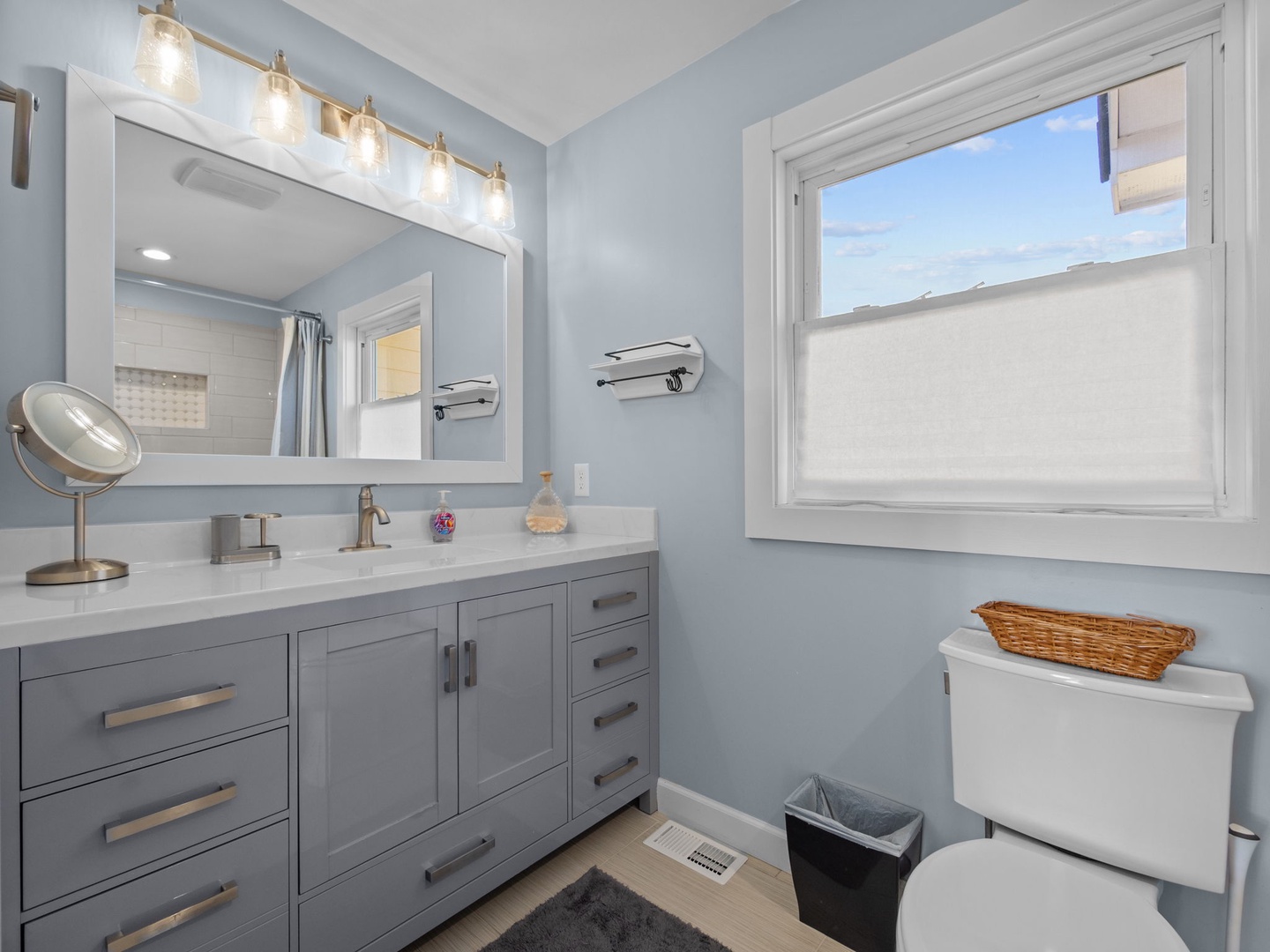 Primary Suite Bathroom
