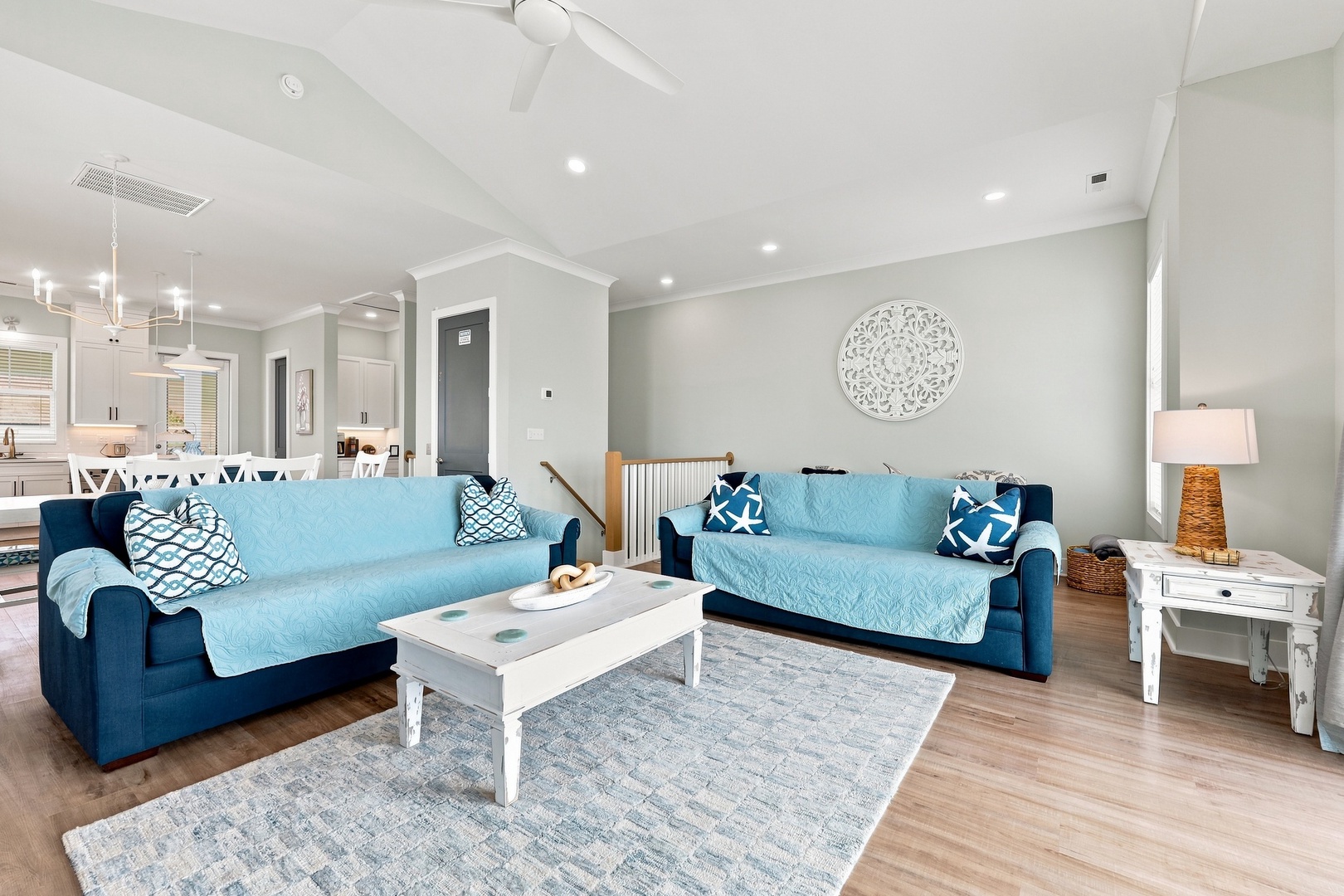 Emerality | Top Level Living Area
