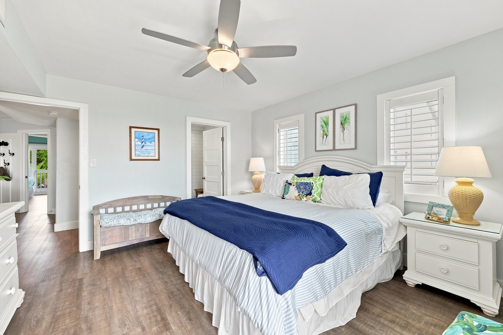 Oma’s Emerald Retreat | Primary King Bedroom
