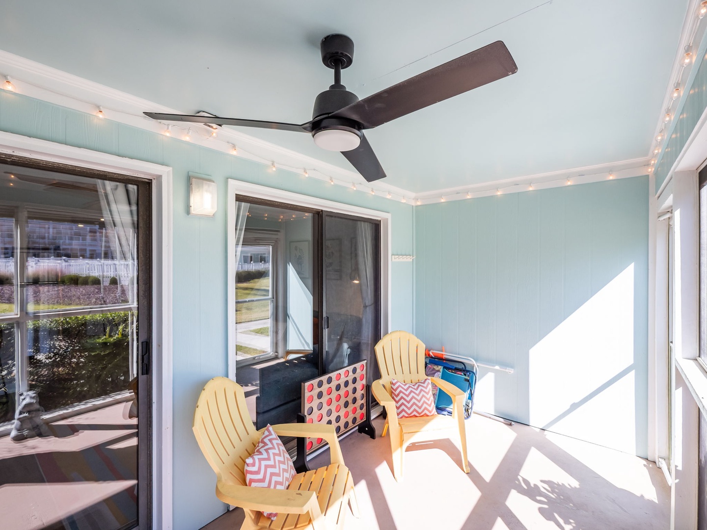 Screened in Back Porch