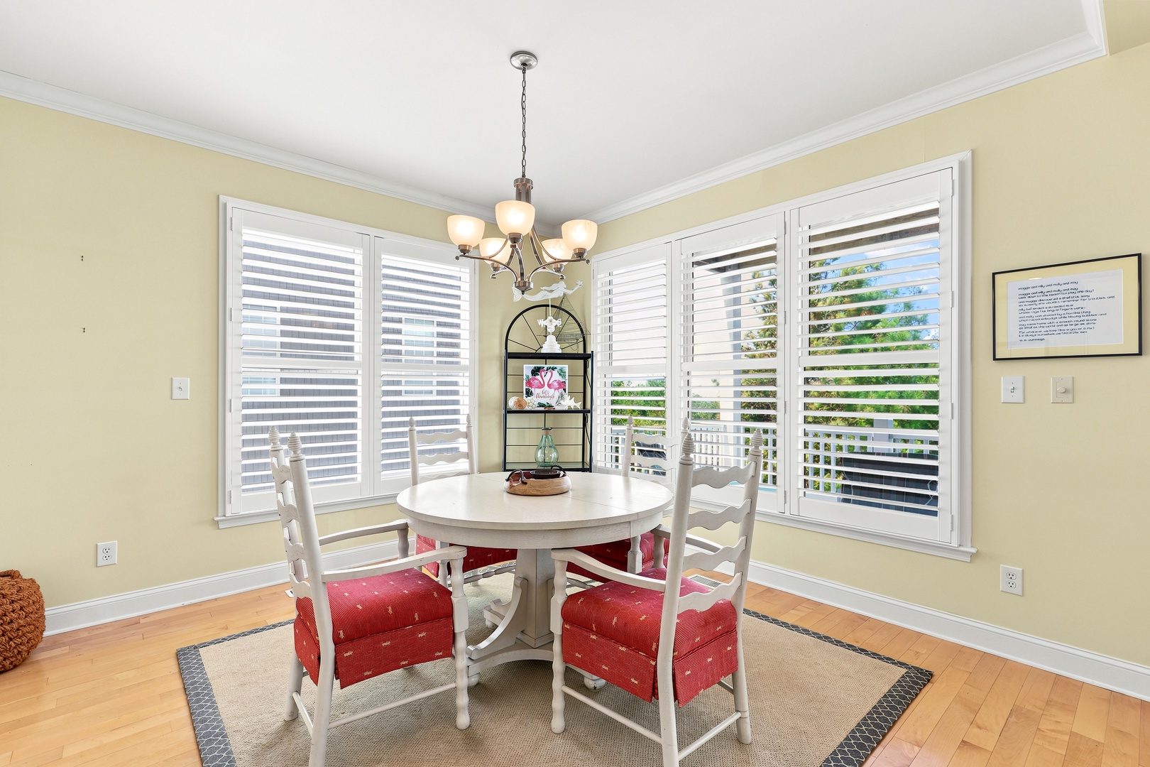 Blue Chair Stays | Dining Area