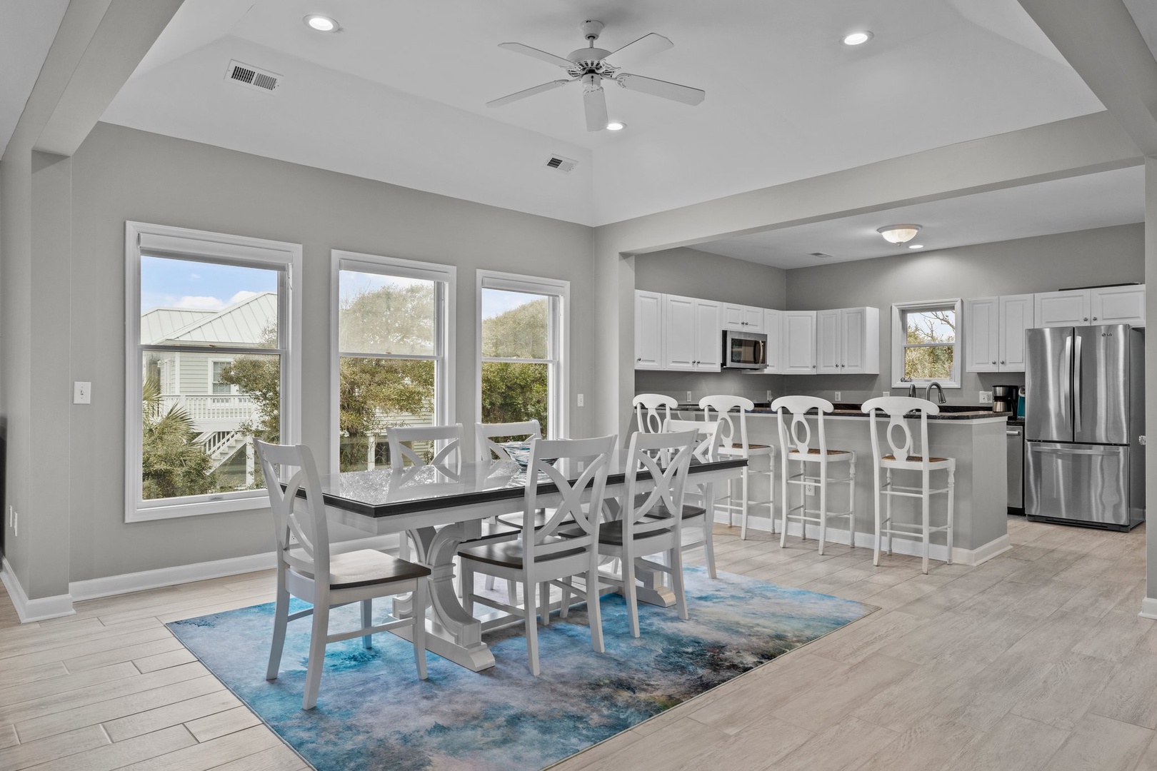 Dining room table