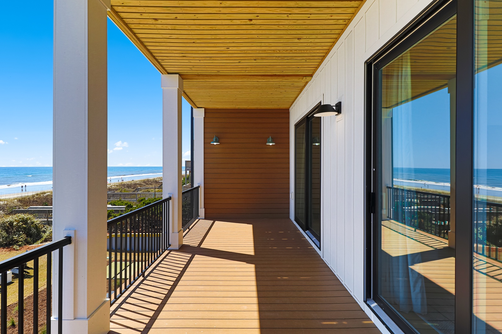 Sea Spray East | Oceanfront Balcony