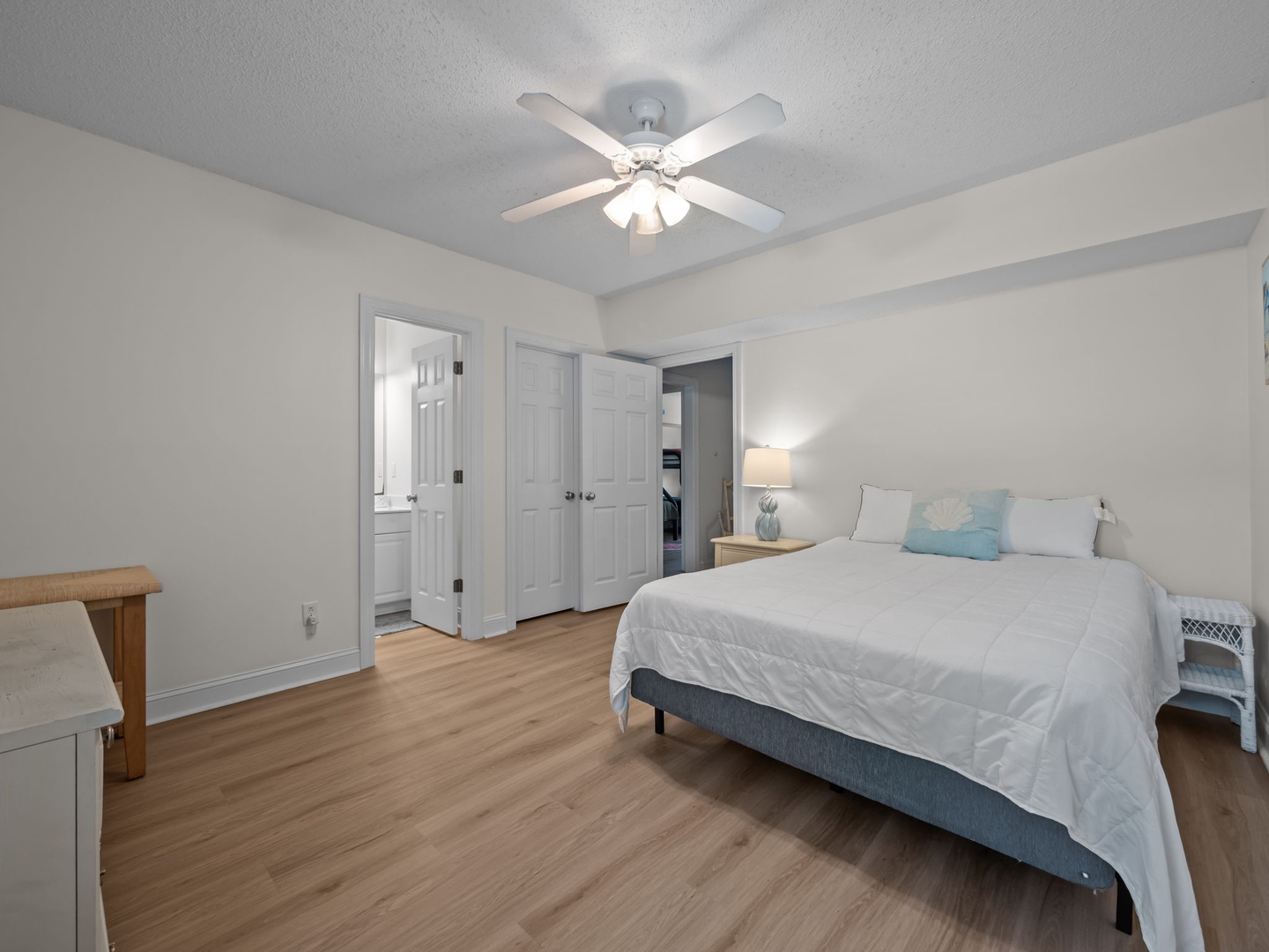 Ground Floor Queen Room