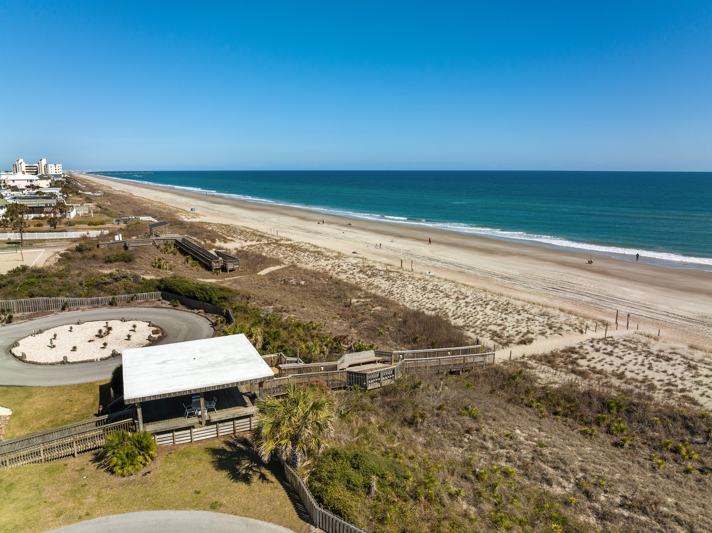 Queens Court Sandy Beaches