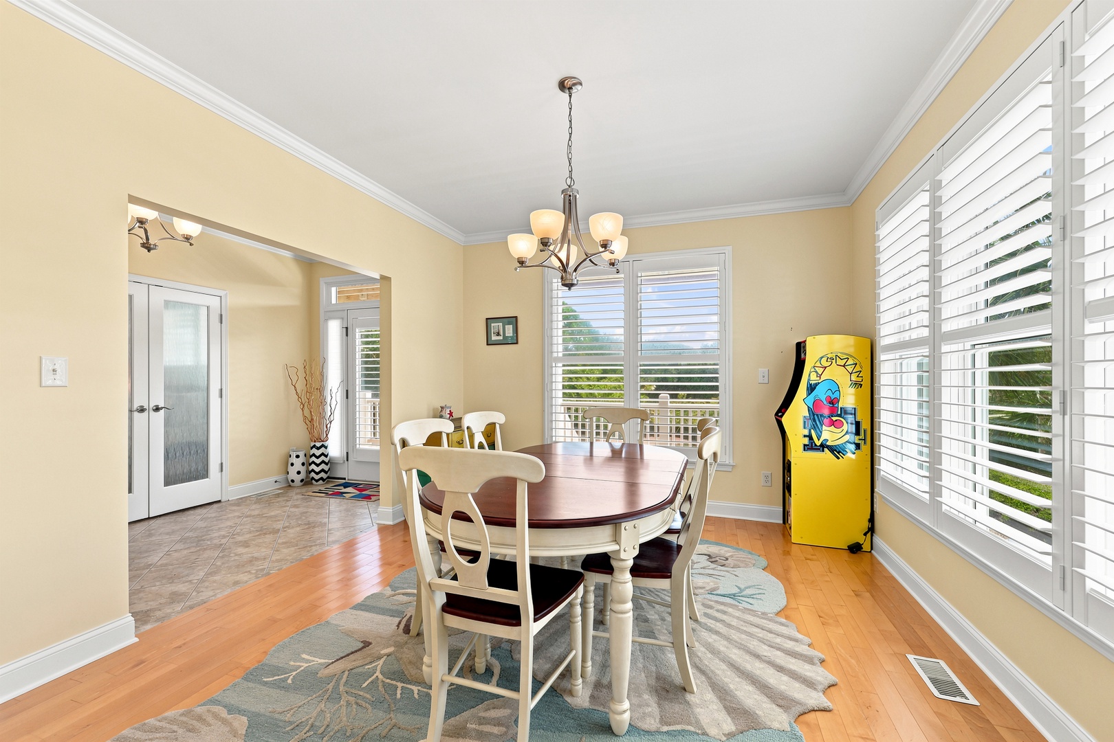 Blue Chair Stays | Dining Area