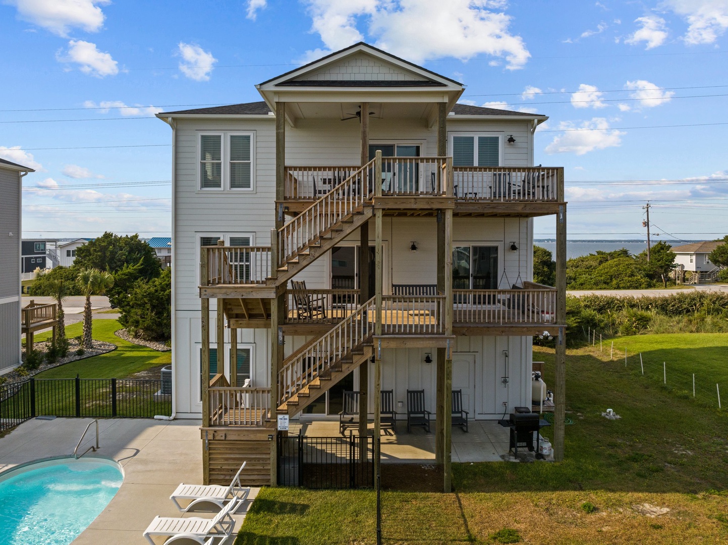Waverlie's Watch | Exterior View