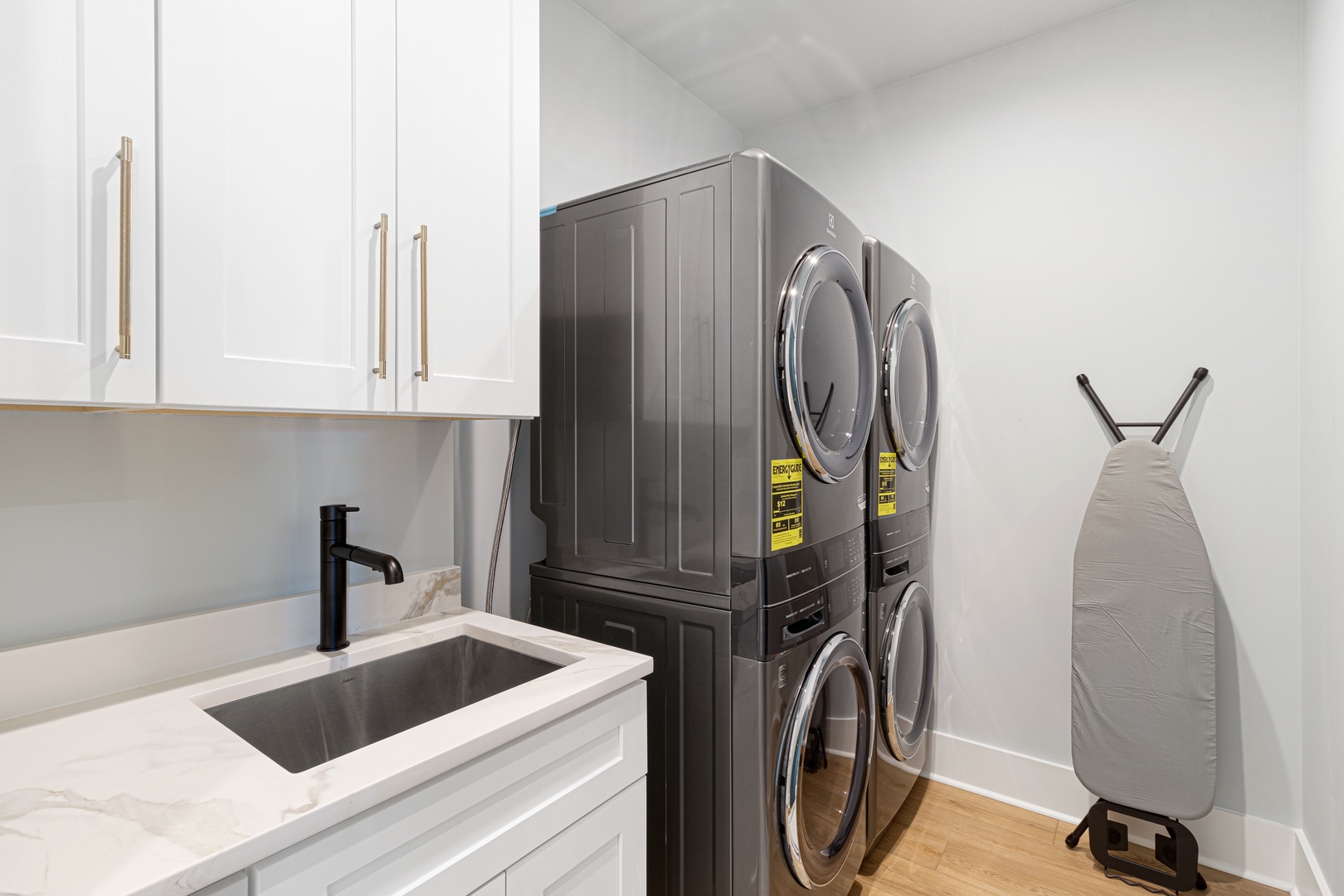 Sea Spray West | Laundry Area