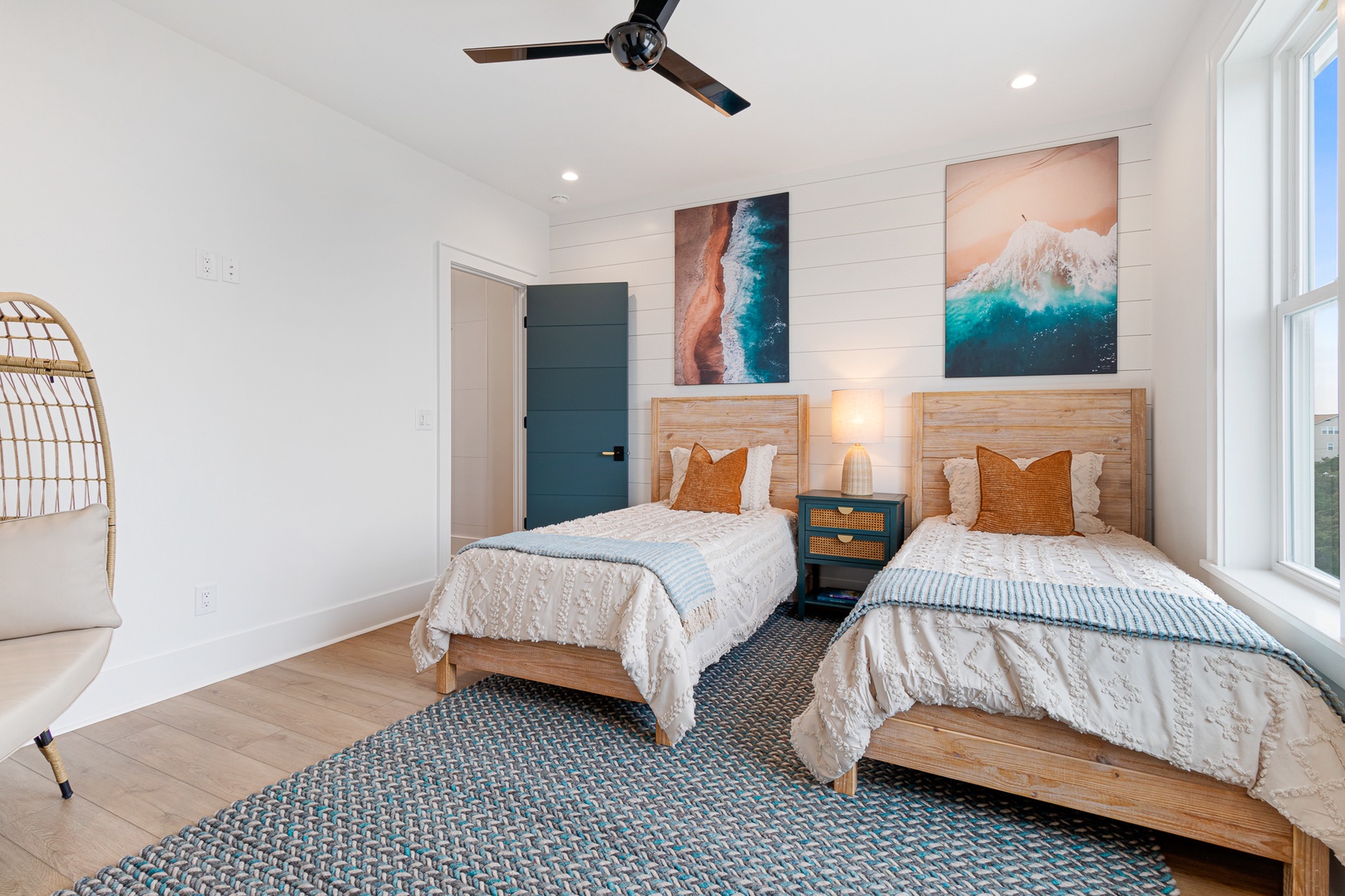 Sea Spray East | Twin Bedroom