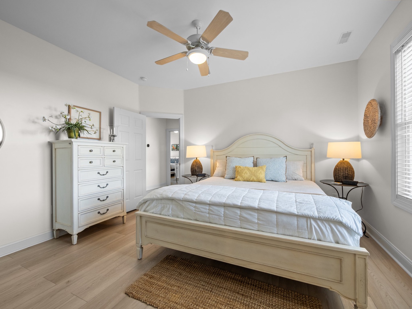 28-web-or-mls-P4306837