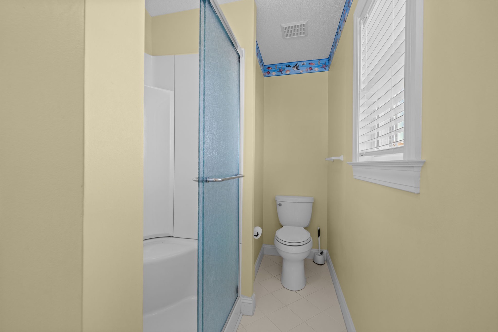 Top Floor Suite Bathroom