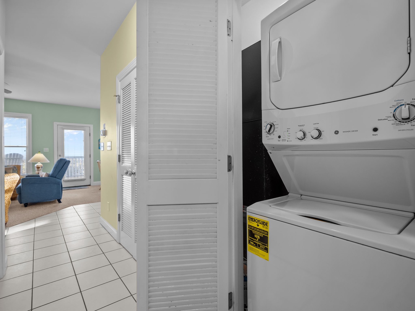 Your in-unit washer and dryer combo keeps your beach clothes fresh throughout your stay.