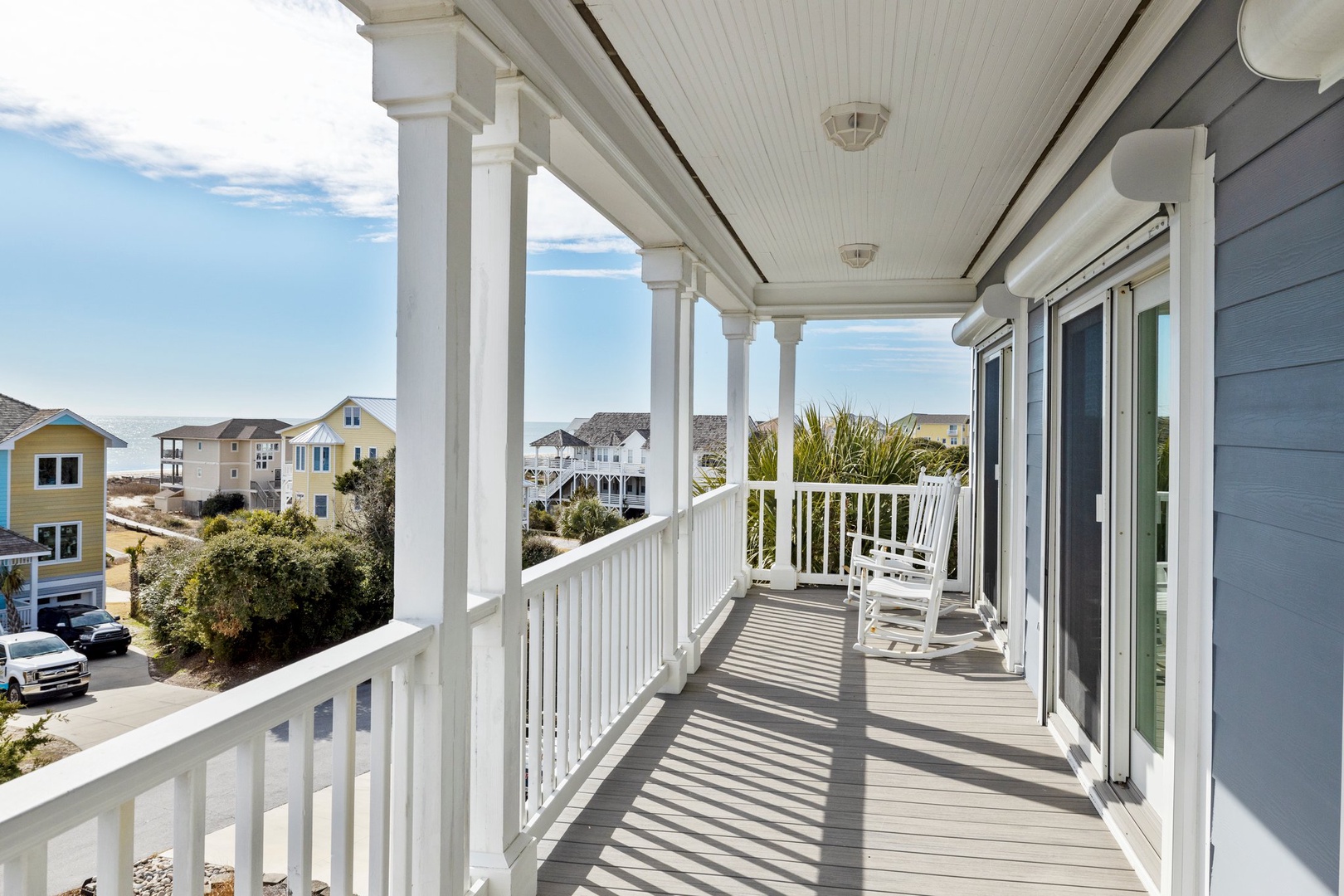 Top floor porch