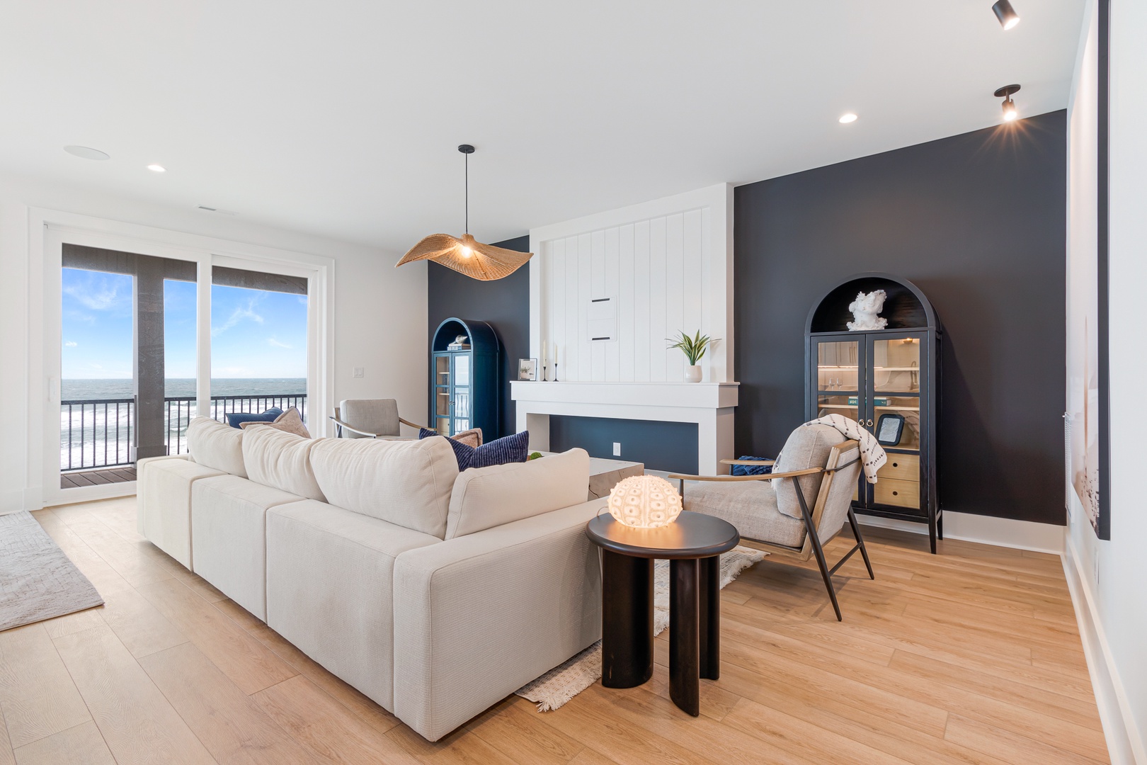 Sea Spray East | Oceanfront Living Room