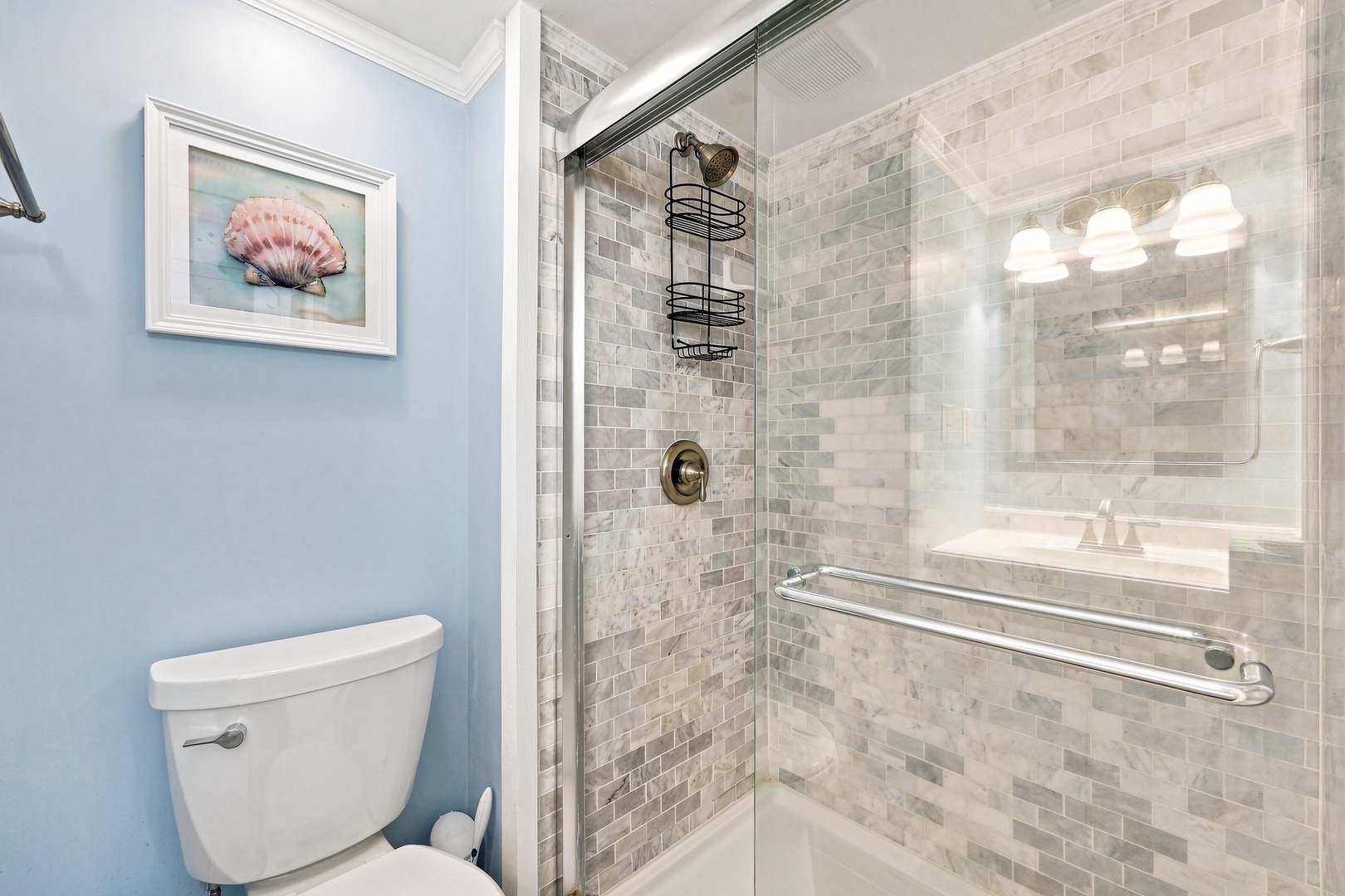 Summer Winds B-233 | Glass-Enclosed Shower