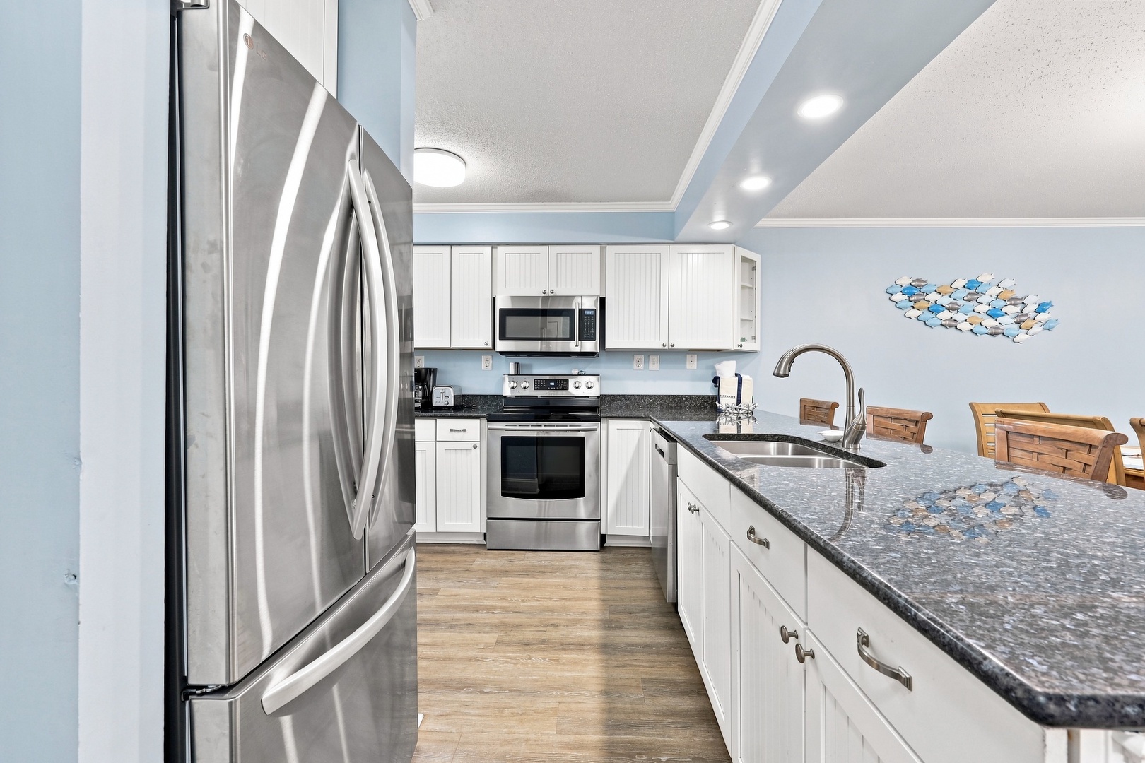 Summer Winds B-233 | Kitchen