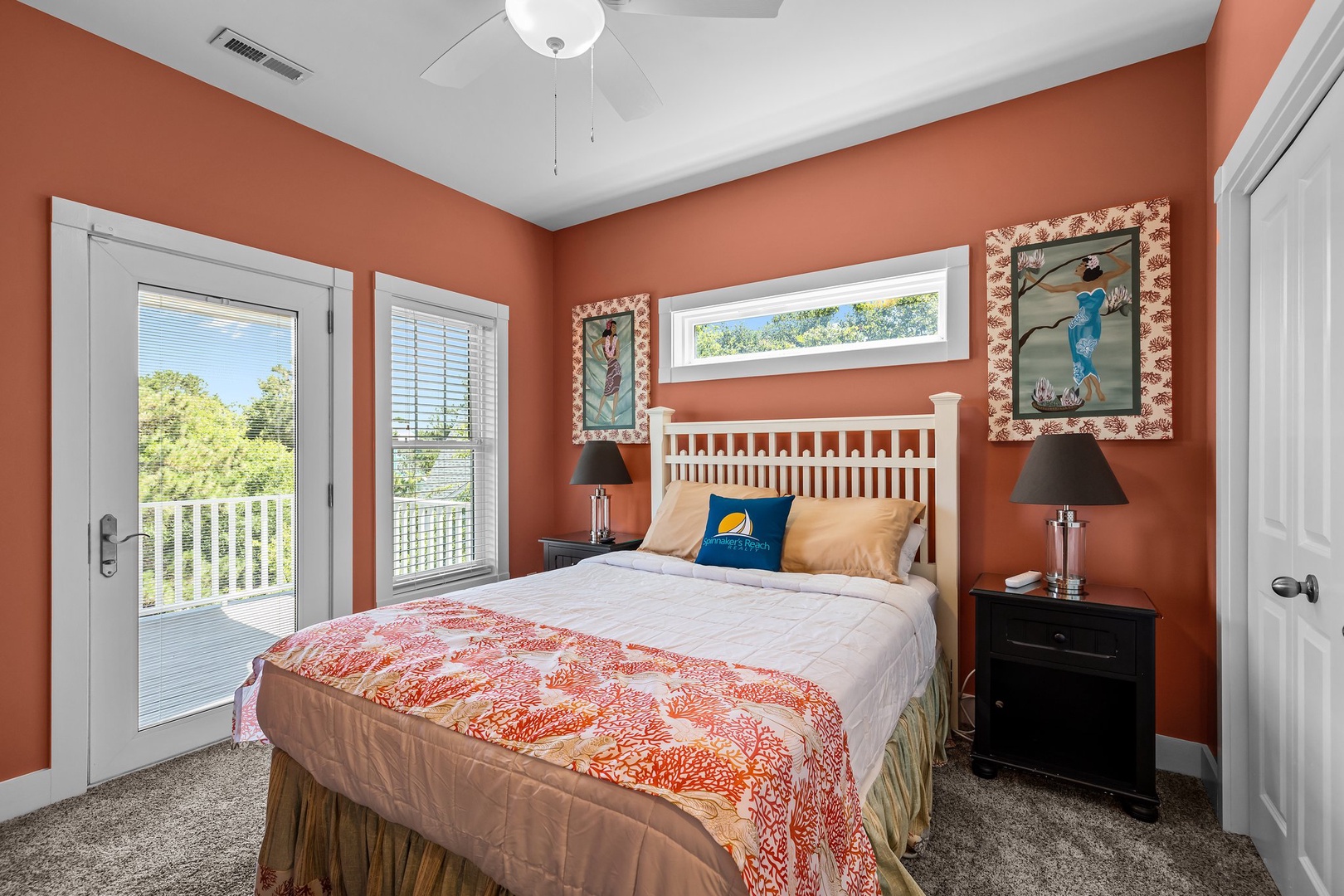Queen Bedroom 2nd Floor