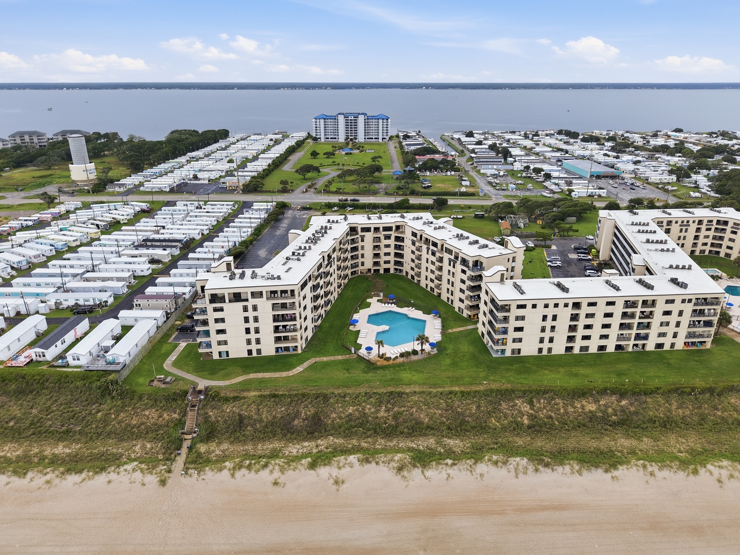 Summer Winds B-233 | Oceanfront Community