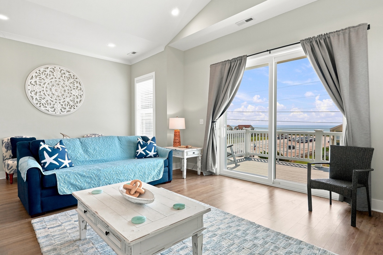 Emerality | Top Level Living Area