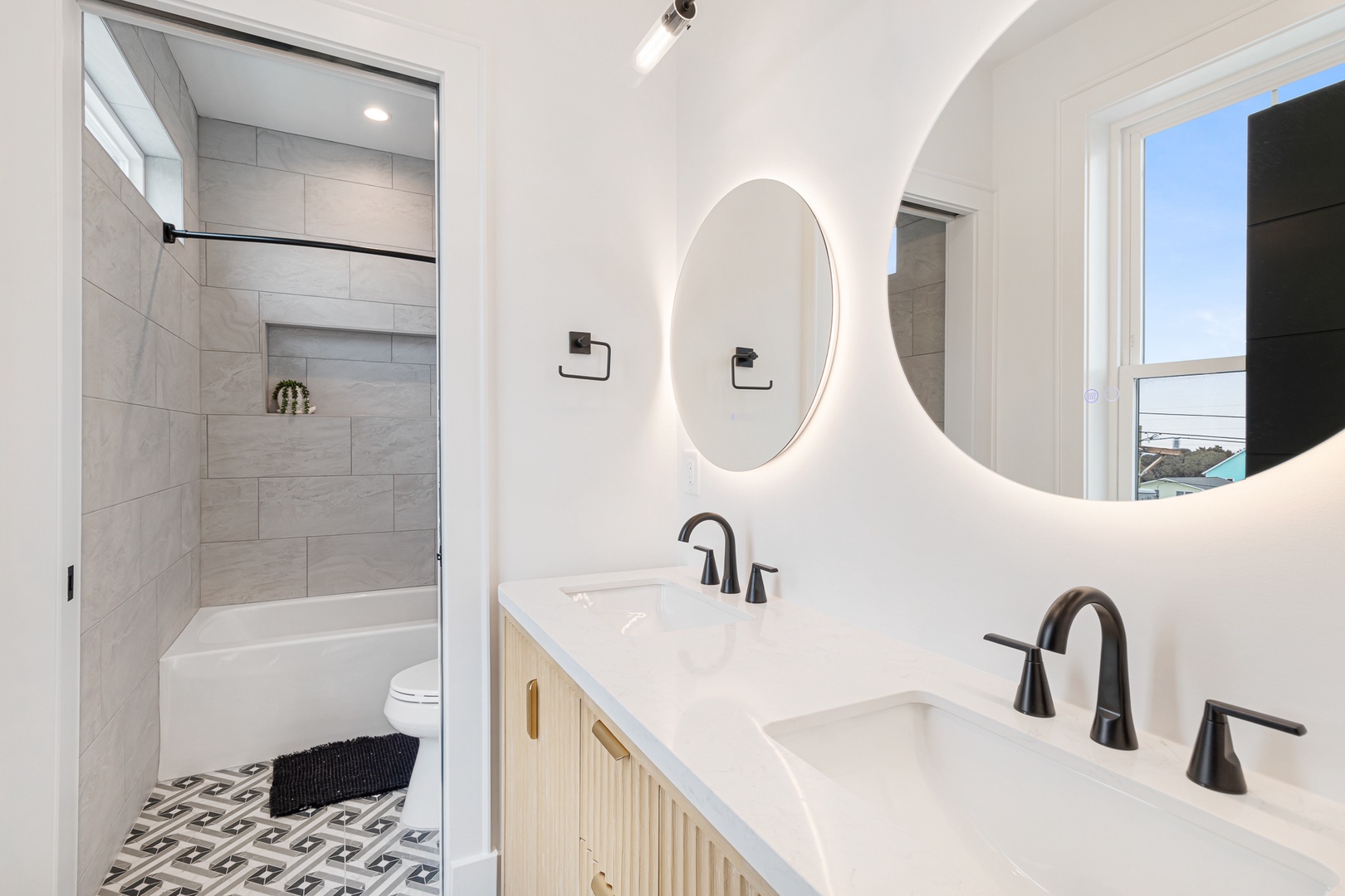 Sea Spray East | Ensuite Bathroom