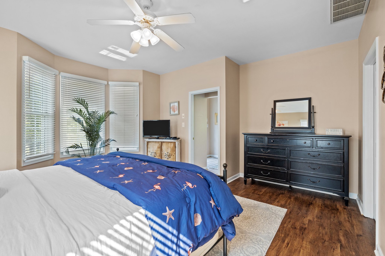 Primary Suite- 2nd Floor