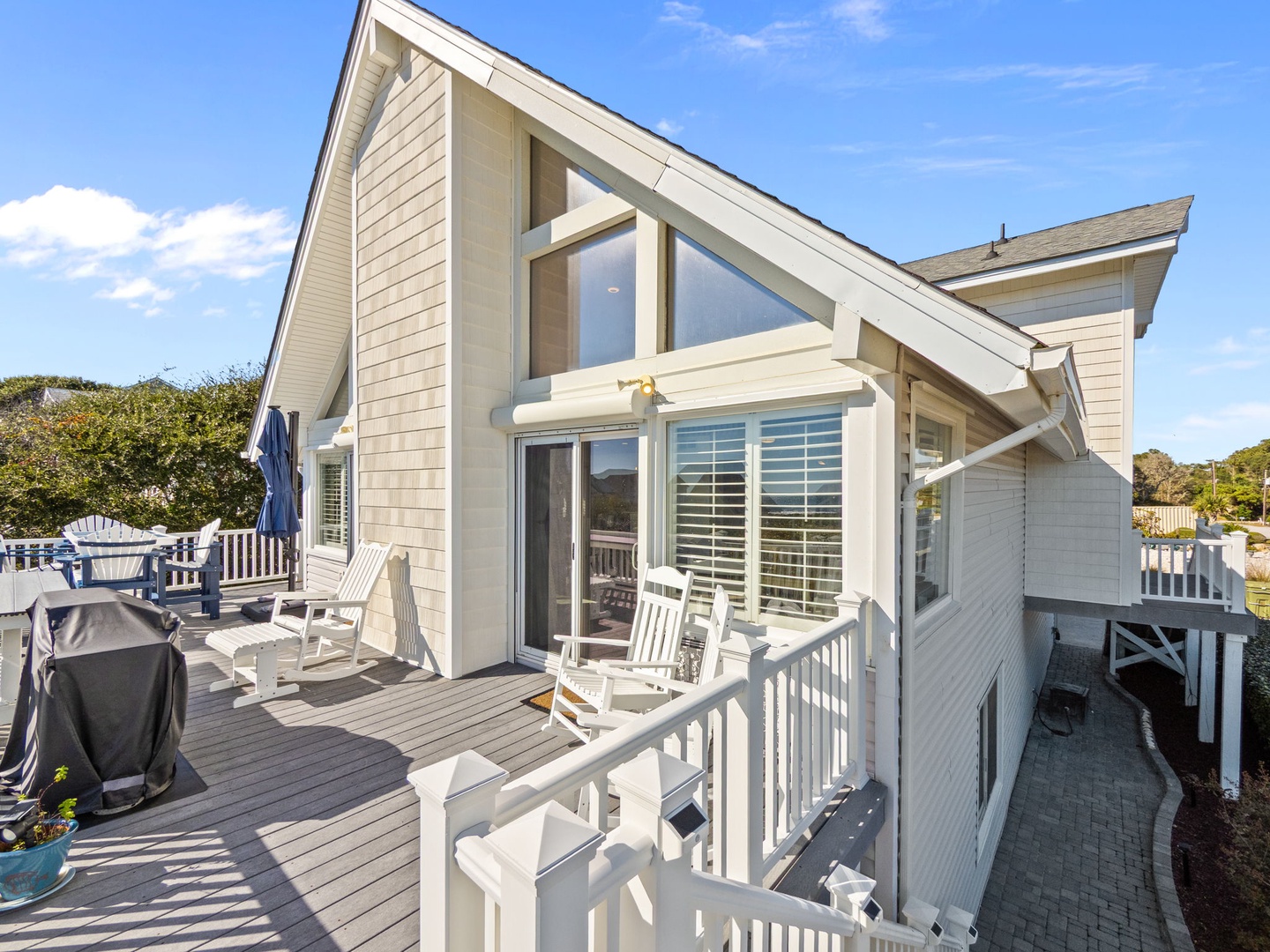 Plenty of Deck Seating