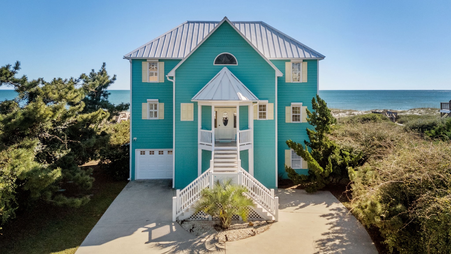 Welcome to Barefoot in the Sand!