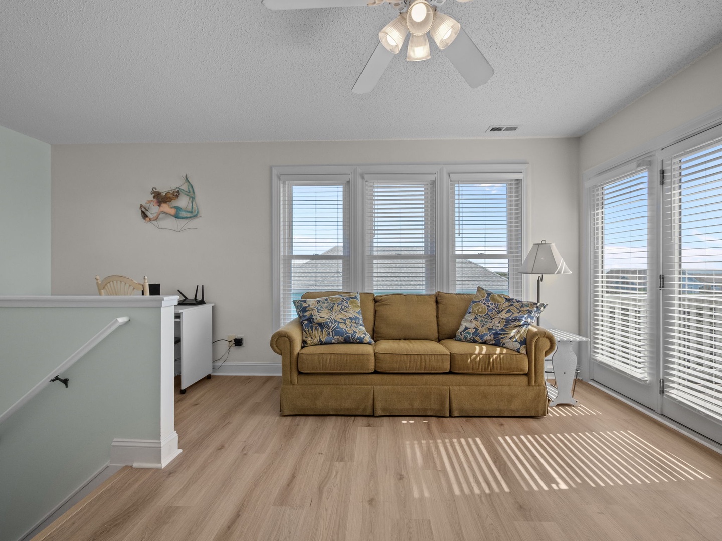 Loft Area off the Living Room With Pull Out Couch