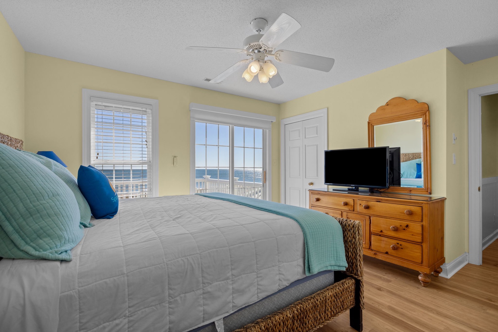 Top Floor Suite 2