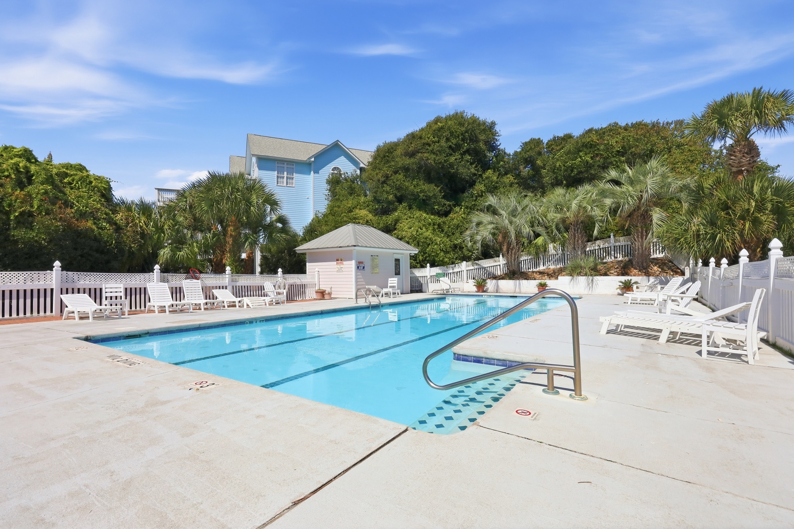 Spinnaker's Reach Community Pool