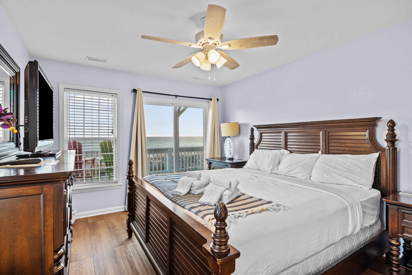 King Master Suite- Oceanviews