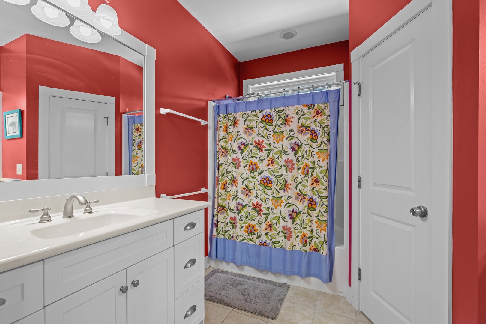2nd Floor Hall Bath