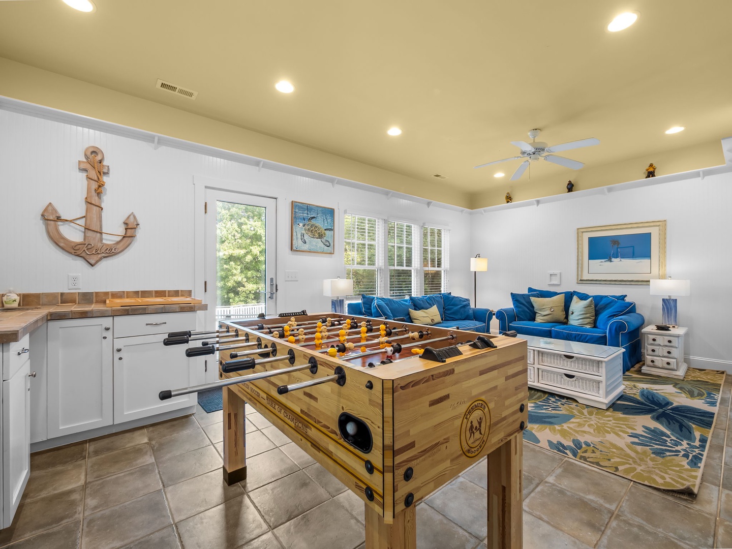 Rec Room with Fosse Ball Table
