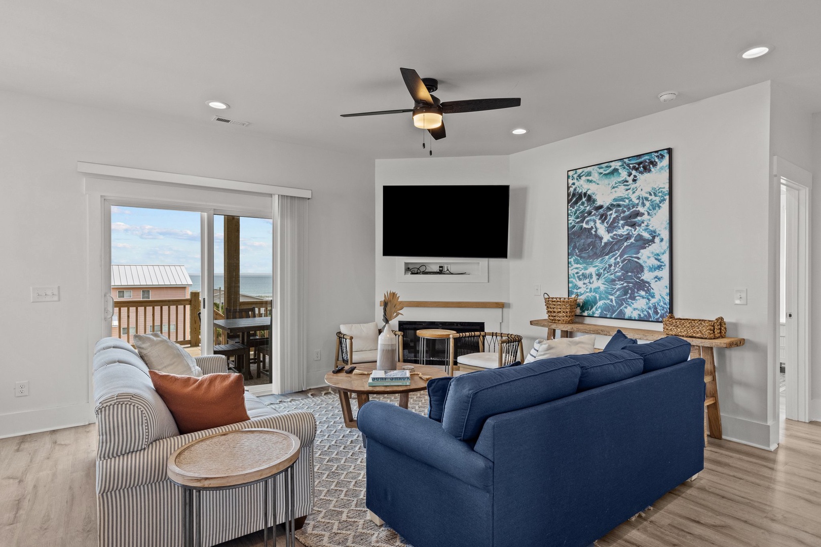 Waverlie's Watch | Living Room