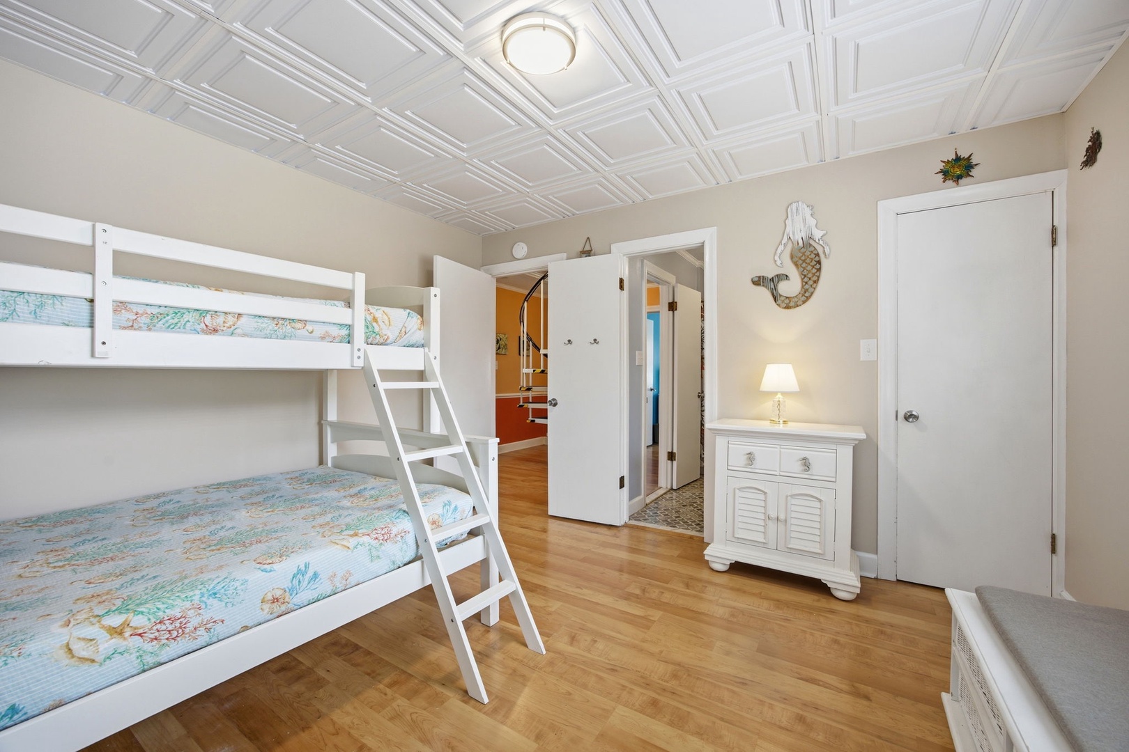 Twin over Double Bunk Room