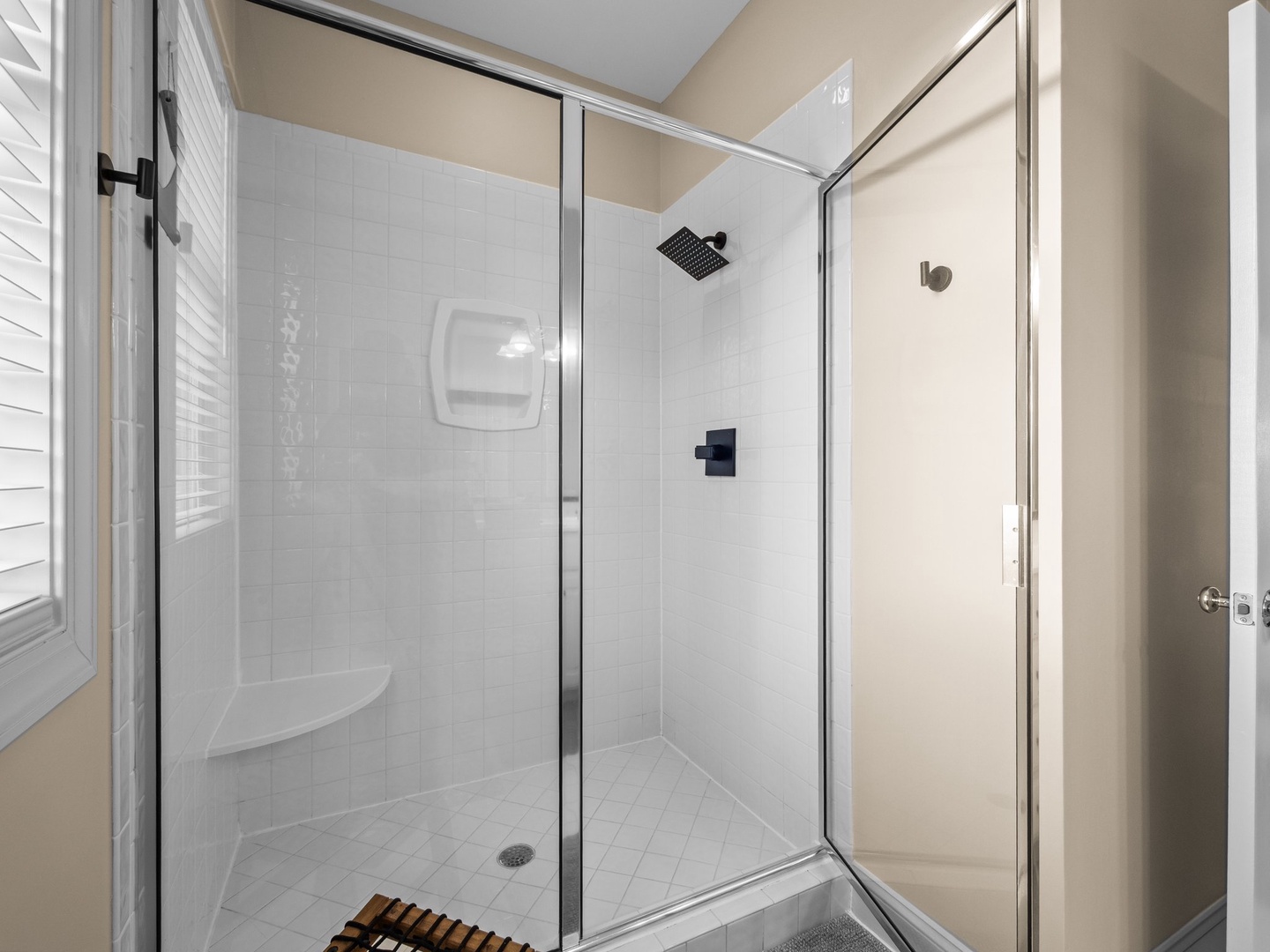 24-web-or-mls-P4306747