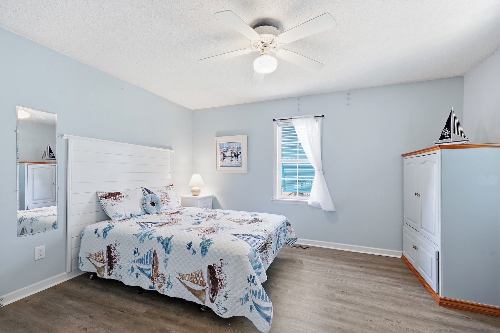 Ospreys Nest | Second Floor Bedroom