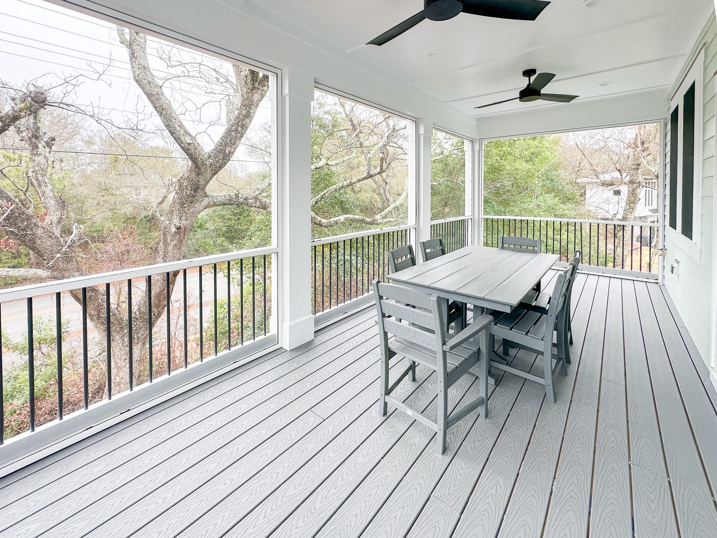 Top Floor Screened Porch