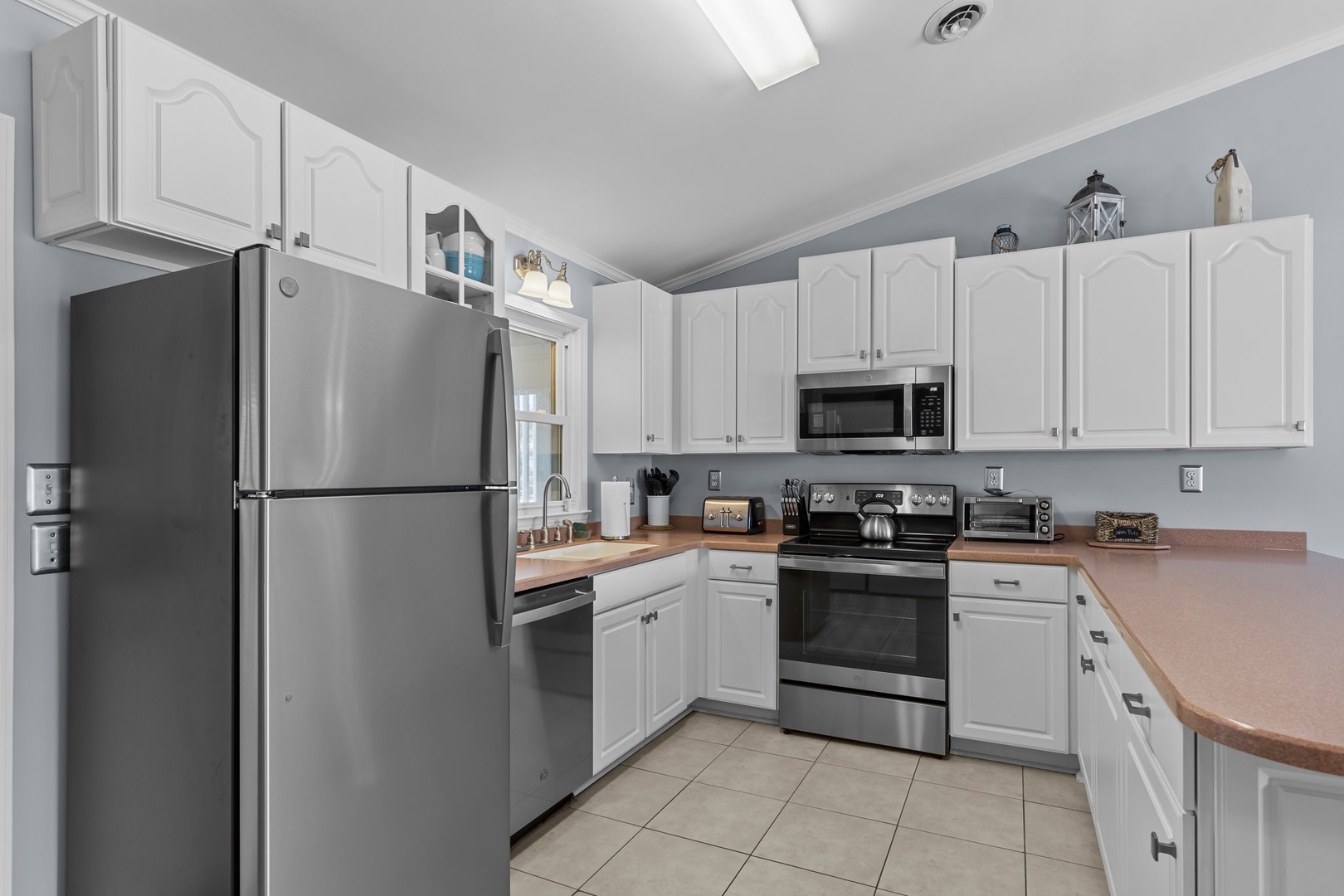 Well Equipped Kitchen!