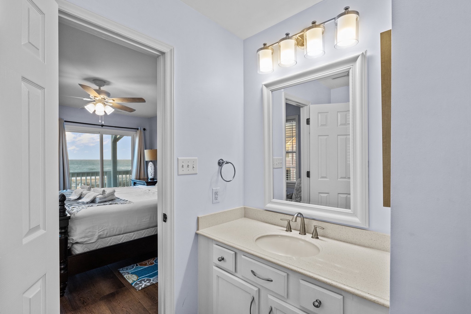 King Master Suite- Oceanviews