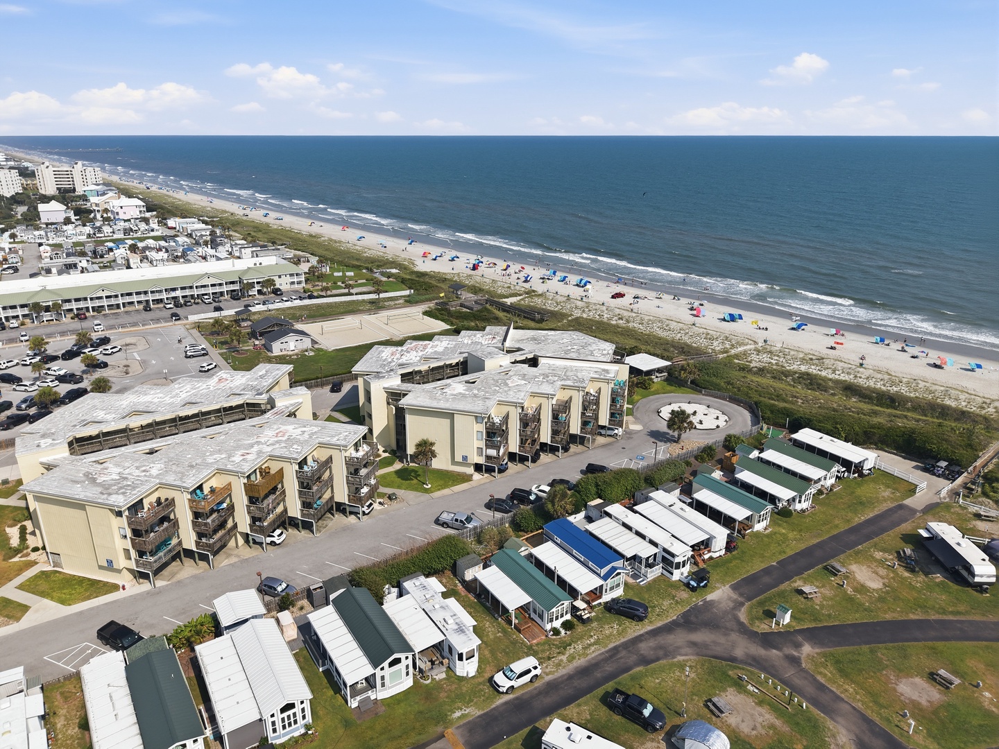 Char’s Cozy Condo | Community and Beach