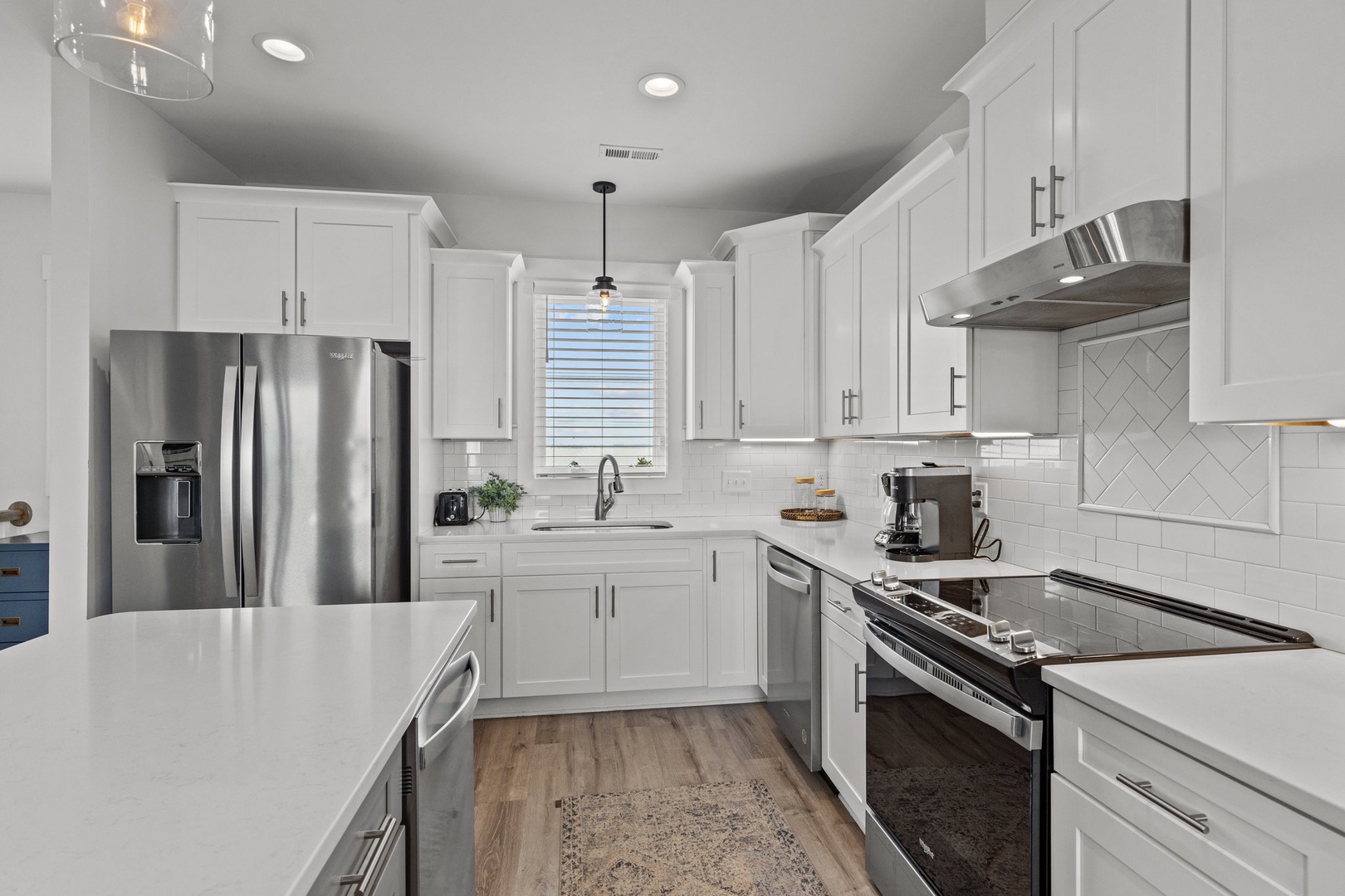 Waverlie's Watch | Kitchen